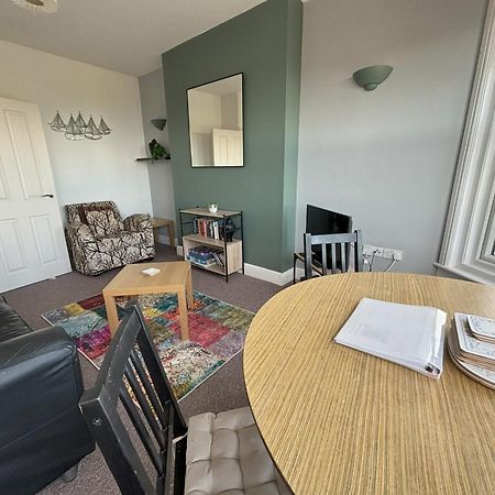 Seabreeze Apartment Eastbourne Luaran gambar