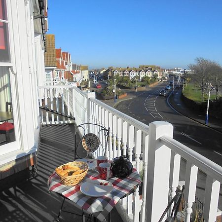 Seabreeze Apartment Eastbourne Luaran gambar