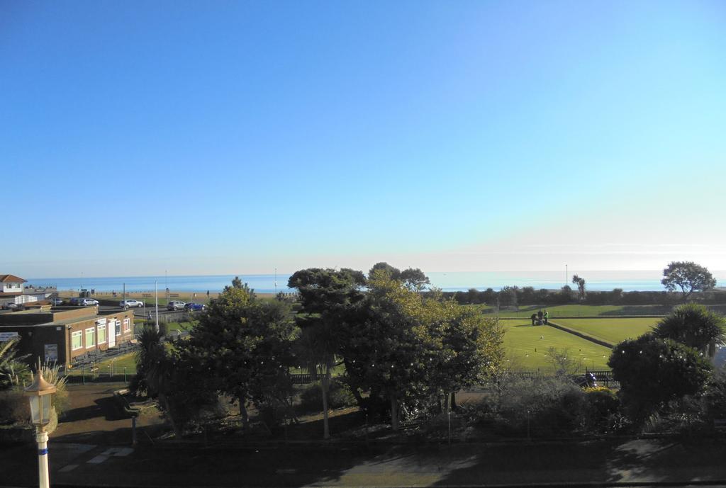 Seabreeze Apartment Eastbourne Luaran gambar